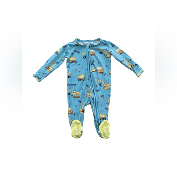 Posh Peanut Other - Posh Peanut Size 0-3 Months Construction Print Bamboo Footie Sleeper